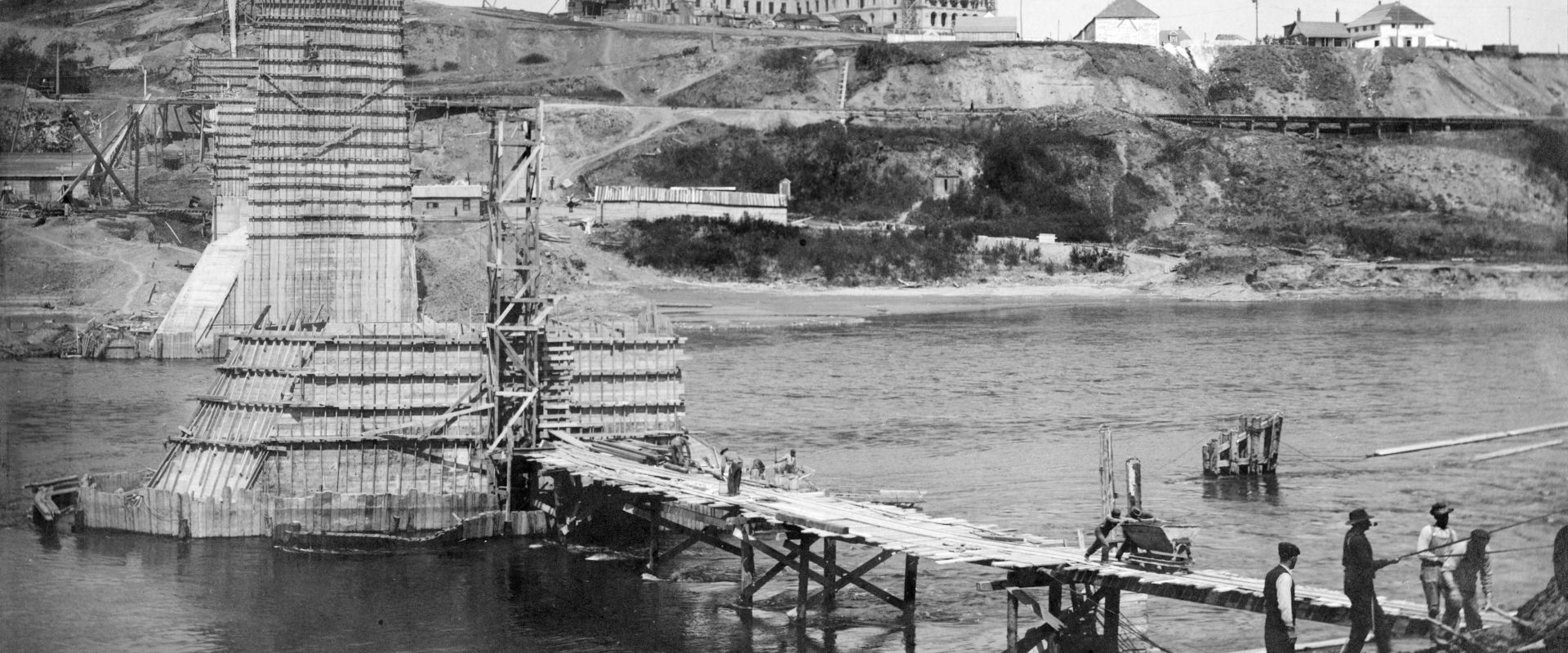 North Saskatchewan kisiskâciwanisîpiy River